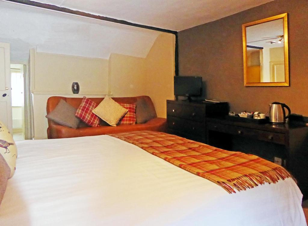 Hotel Hambro Arms Milton Abbas Habitación foto